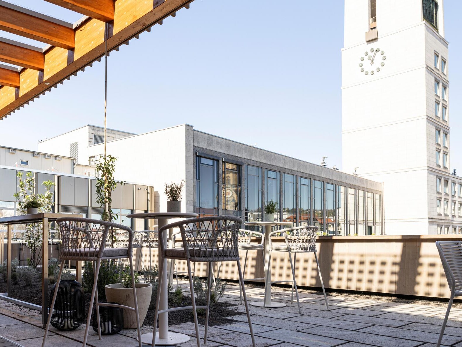 Dachterrasse, Blick aufs Rathaus, SMG, Sarah Schmid